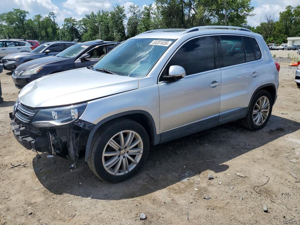 2013 Volkswagen Tiguan მანქანა იყიდება აუქციონზე, vin: WVGBV7AX4DW546913, აუქციონის ნომერი: 65281026