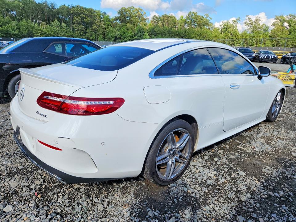 63812076 :رقم المزاد ، WDD1J6GBXJF024161 vin ، 2018 Mercedes-benz E مزاد بيع