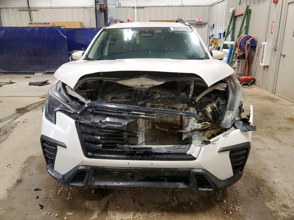 65675176 :رقم المزاد ، 4S4WMAED8R3432178 vin ، 2024 Subaru Ascent مزاد بيع