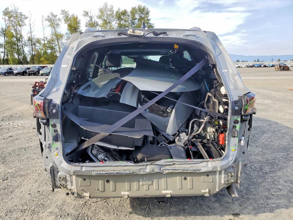 2026 Toyota Sienna მანქანა იყიდება აუქციონზე, vin: 5TDCSKFCXTS238931, აუქციონის ნომერი: 66797226