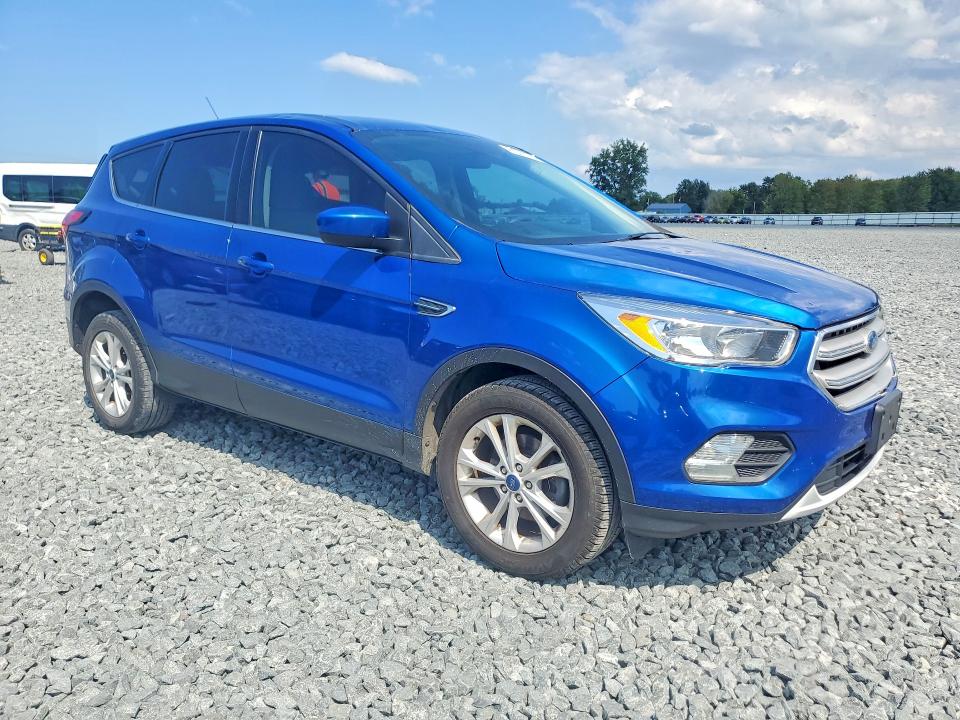 2019 Ford Escape მანქანა იყიდება აუქციონზე, vin: 1FMCU0GD3KUB30775, აუქციონის ნომერი: 67077776