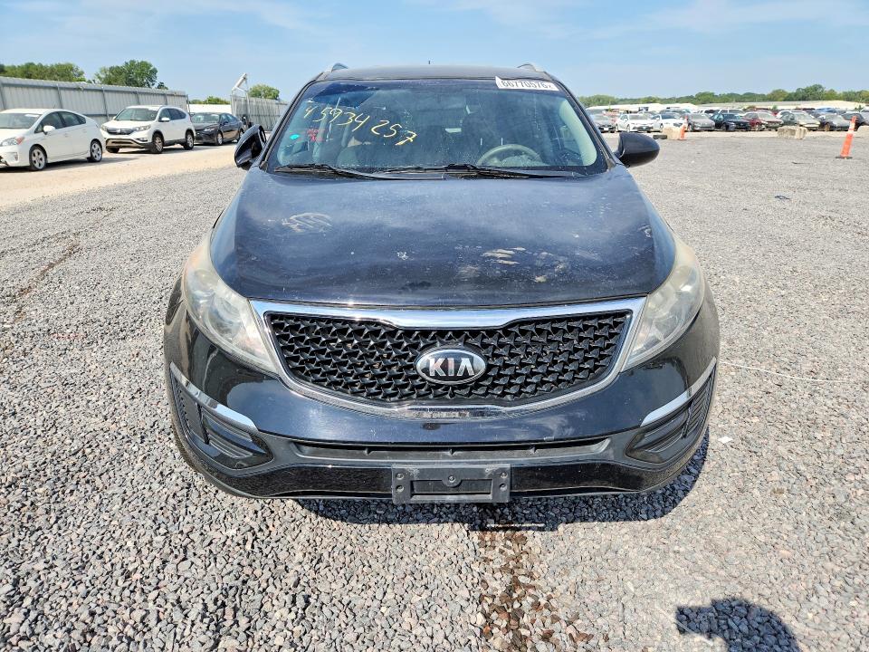 66770576 :رقم المزاد ، KNDPB3AC4G7797650 vin ، 2016 Kia Sportage مزاد بيع
