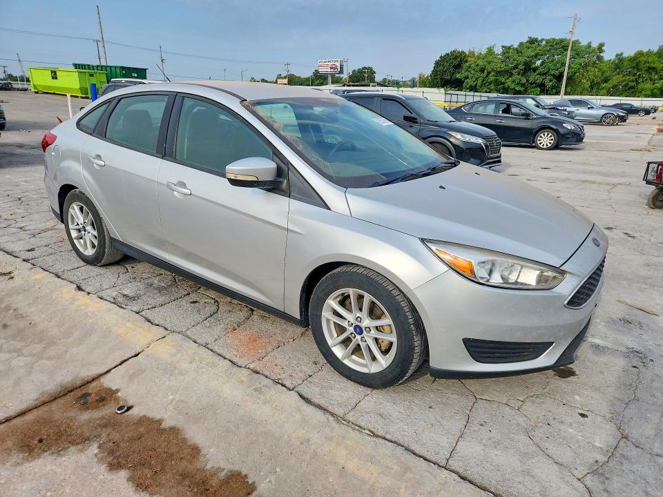 2017 Ford Focus მანქანა იყიდება აუქციონზე, vin: 1FADP3F26HL325727, აუქციონის ნომერი: 62852896