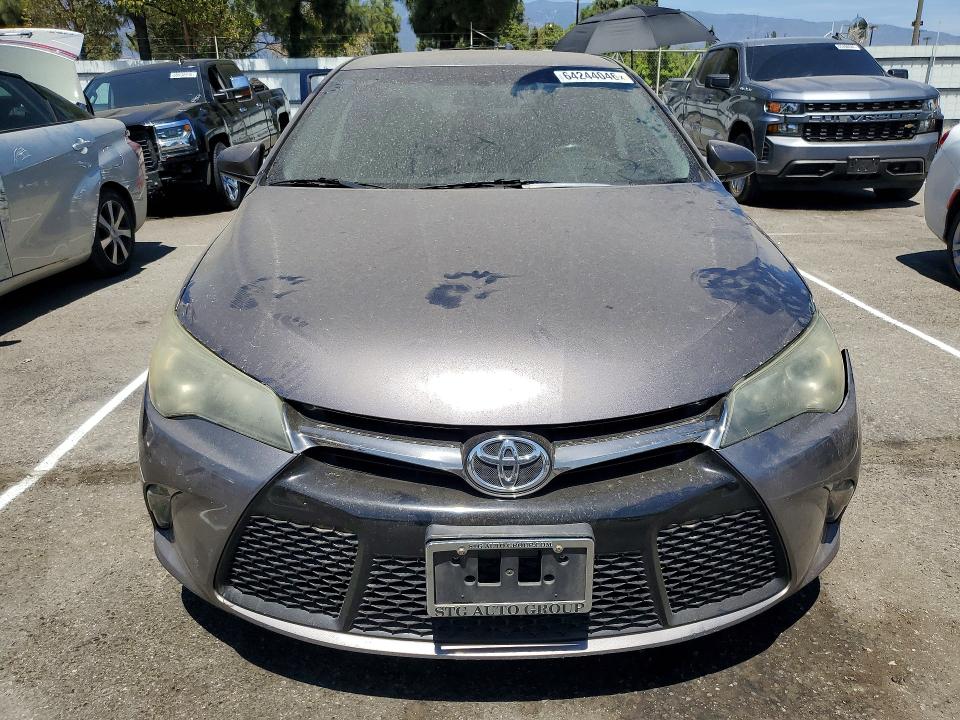 Продажа на аукционе авто 2015 Toyota Camry, vin: 4T1BF1FKXFU013907, номер лота: 64244046