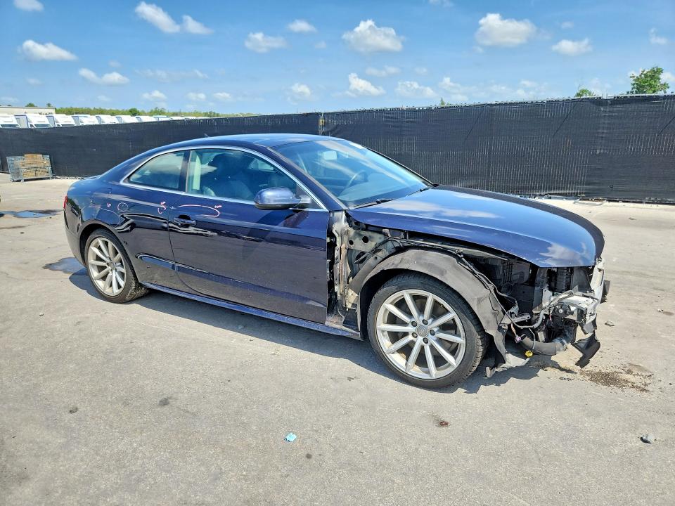 Продажа на аукционе авто 2015 Audi A5, vin: WAUMFAFRXFA028464, номер лота: 65155306