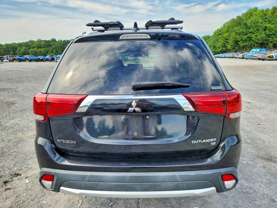 Продажа на аукционе авто 2018 Mitsubishi Outlander, vin: JA4AZ3A3XJJ002722, номер лота: 66092756