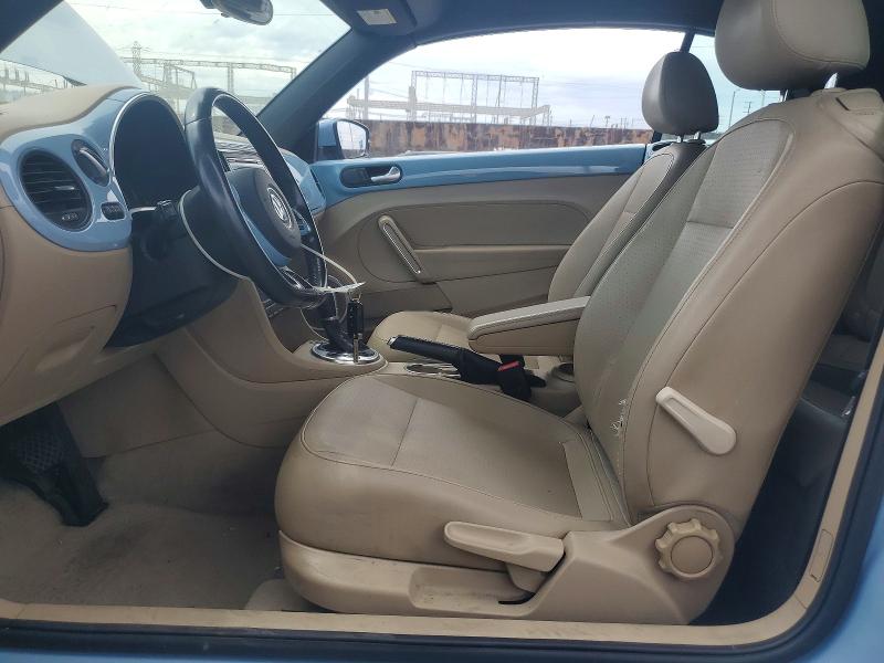 2015 Volkswagen Beetle მანქანა იყიდება აუქციონზე, vin: 3VW517AT4FM801697, აუქციონის ნომერი: 66719676