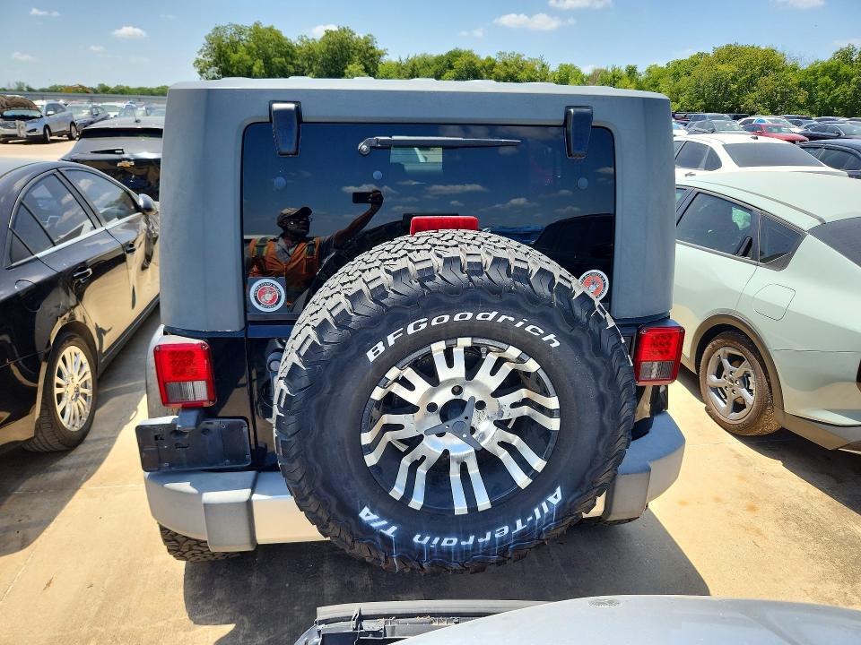 2008 Jeep Wrangler Unlimited მანქანა იყიდება აუქციონზე, vin: 1J4GA59168L525637, აუქციონის ნომერი: 63263456