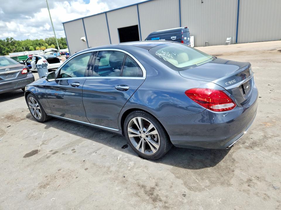 64301176 :رقم المزاد ، 55SWF4JB9FU048346 vin ، 2015 Mercedes-benz C مزاد بيع