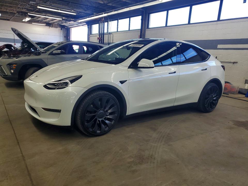 Продажа на аукционе авто 2020 Tesla Model  Y, vin: 5YJYGDEE1LF034996, номер лота: 65669386