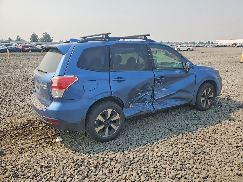 64099306 :رقم المزاد ، JF2SJAEC4HH458640 vin ، 2017 Subaru Forester مزاد بيع