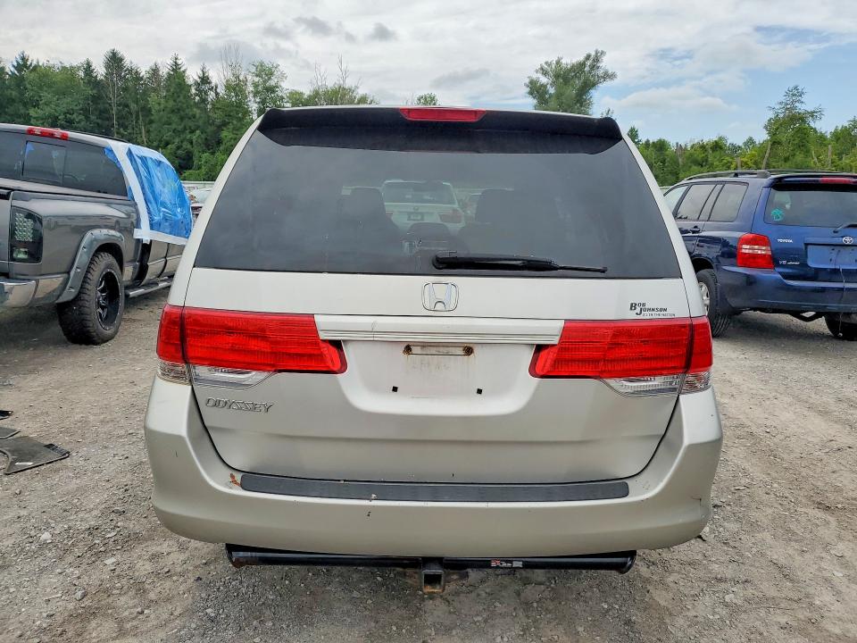 65077406 :رقم المزاد ، 5FNRL38288B083857 vin ، 2008 Honda Odyssey مزاد بيع
