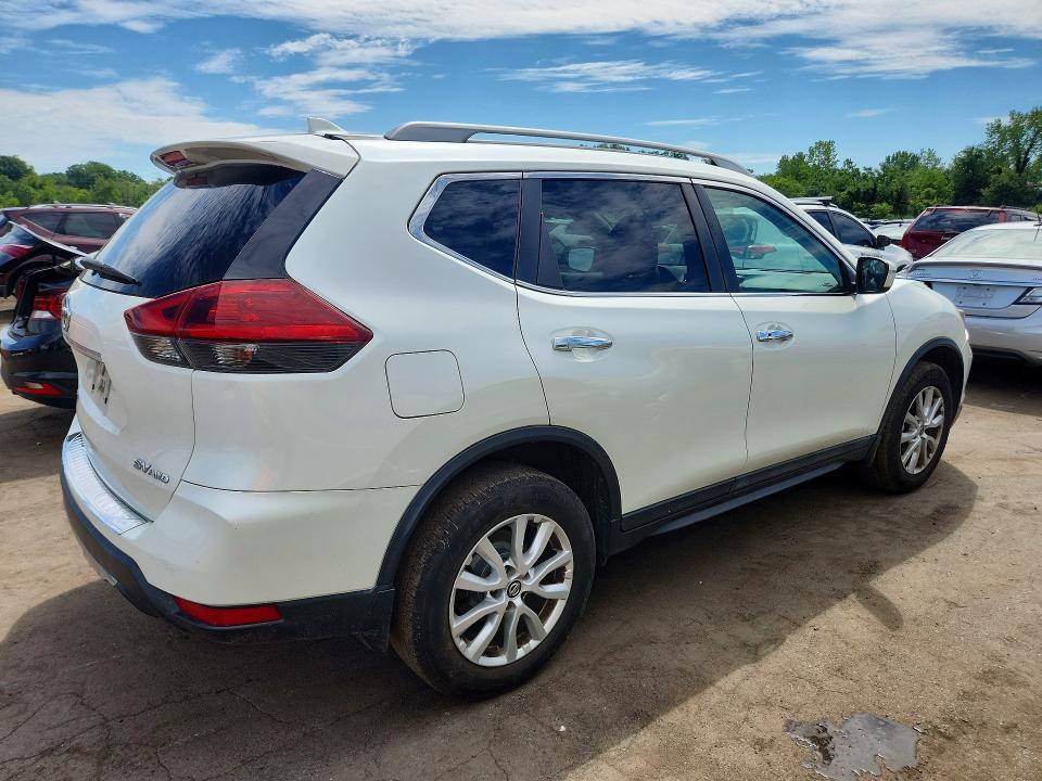 Продаж на аукціоні авто 2018 Nissan Rogue, vin: 5N1AT2MV4JC782991, номер лоту: 63541736