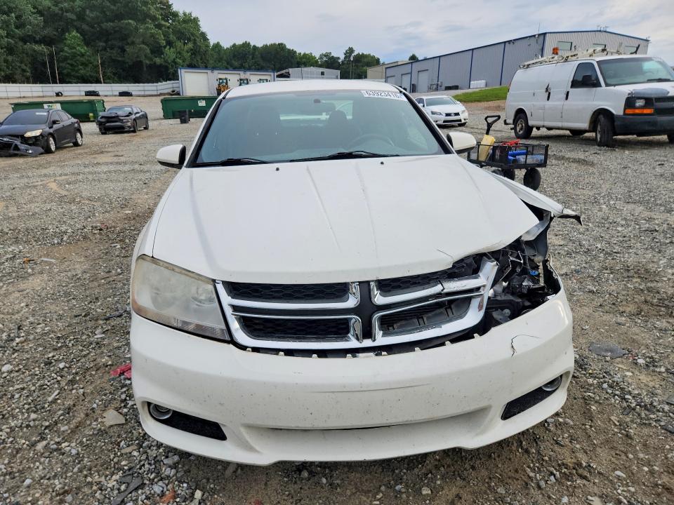 2011 Dodge Avenger მანქანა იყიდება აუქციონზე, vin: 1B3BD1FG2BN517086, აუქციონის ნომერი: 63923416