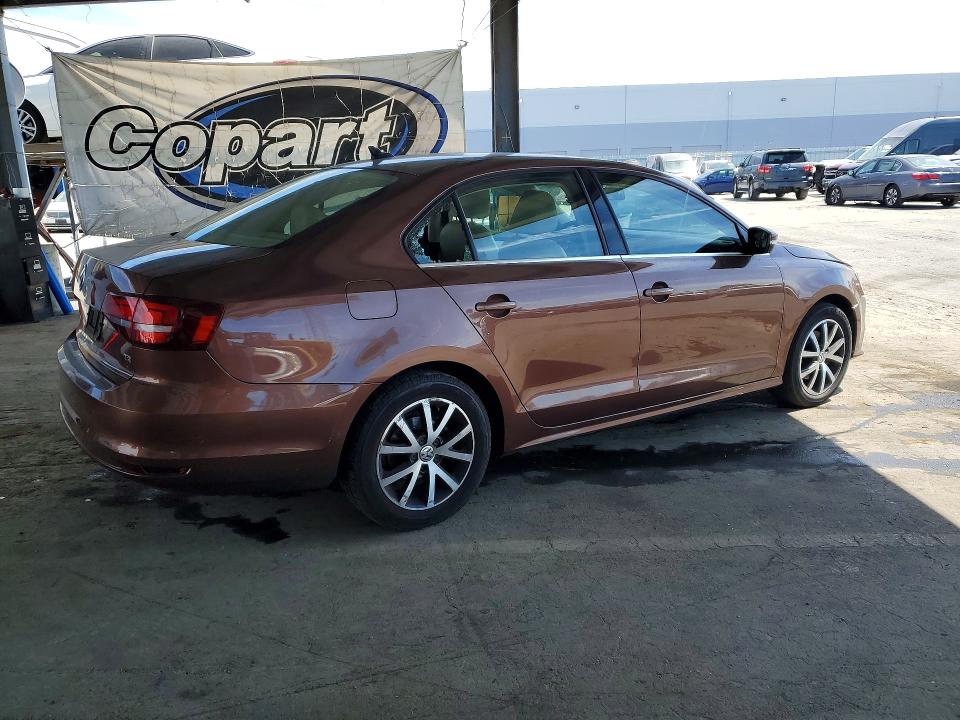 65478166 :رقم المزاد ، 3VWDB7AJ9HM364550 vin ، 2017 Volkswagen Jetta مزاد بيع