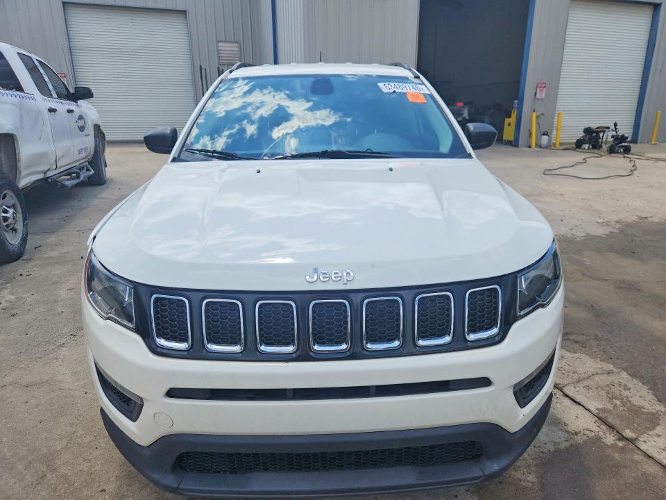 Продаж на аукціоні авто 2018 Jeep Compass, vin: 3C4NJCAB6JT500544, номер лоту: 63489746