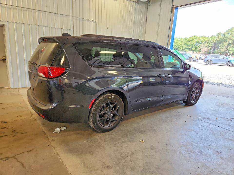 66106426 :رقم المزاد ، 2C4RC1GGXLR116968 vin ، 2020 Chrysler Pacifica مزاد بيع