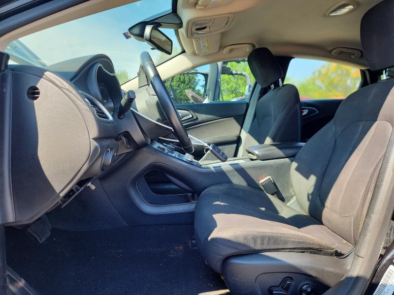 66025876 :رقم المزاد ، 1C3CCCAB3FN616393 vin ، 2015 Chrysler 200 مزاد بيع