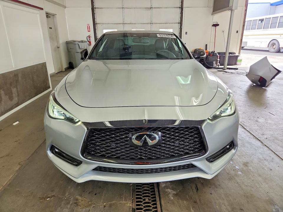 65559256 :رقم المزاد ، JN1FV7ELXHM702325 vin ، 2017 Infiniti Q60 مزاد بيع