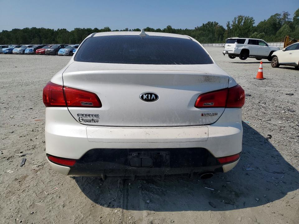 64577746 :رقم المزاد ، KNAFX6A81F5405578 vin ، 2015 Kia Forte Koup مزاد بيع