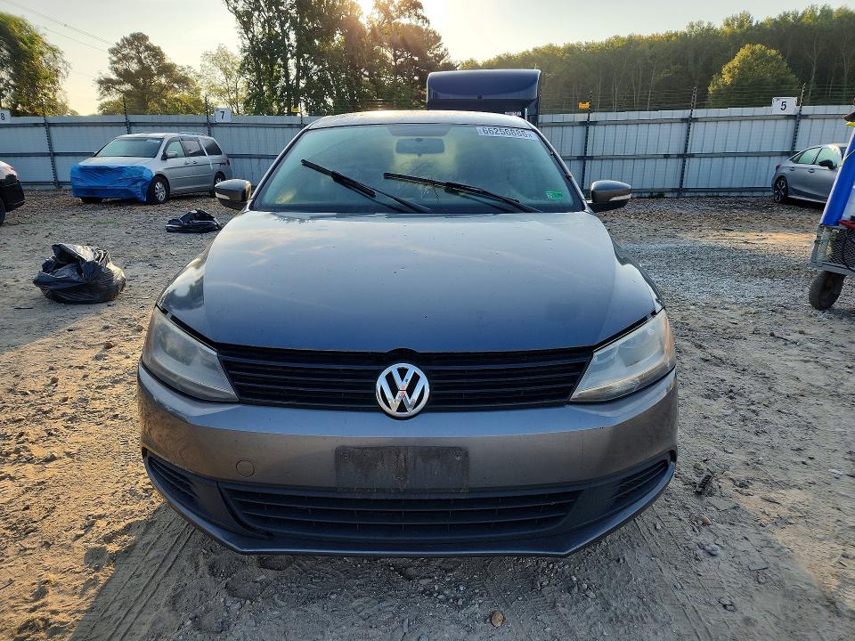 66256886 :رقم المزاد ، 3VWBX7AJ3BM046794 vin ، 2011 Volkswagen Jetta مزاد بيع