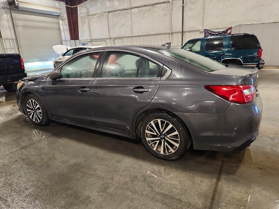 66634786 :رقم المزاد ، 4S3BNAC68J3003843 vin ، 2018 Subaru Legacy مزاد بيع