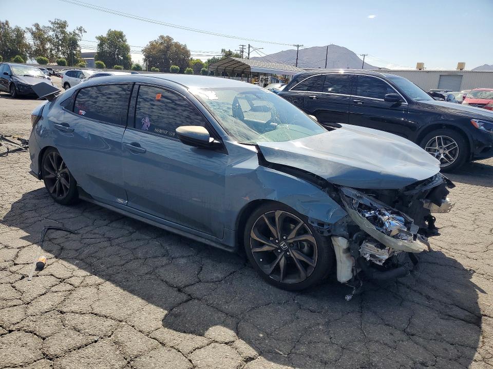 66452456 :رقم المزاد ، SHHFK7G47JU206696 vin ، 2018 Honda Civic مزاد بيع