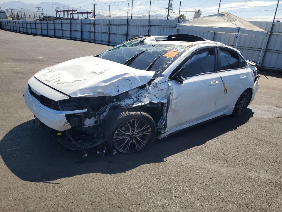 64430916 :رقم المزاد ، 3KPF54AD9PE633814 vin ، 2023 Kia Forte مزاد بيع