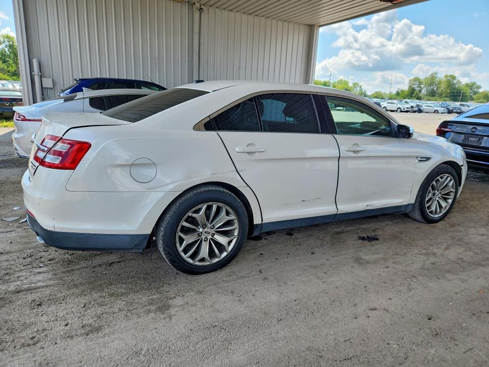 66643096 :رقم المزاد ، 1FAHP2F81FG121035 vin ، 2015 Ford Taurus مزاد بيع