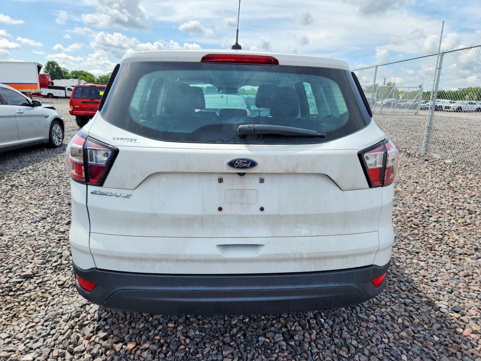 2017 Ford Escape მანქანა იყიდება აუქციონზე, vin: 1FMCU0F78HUD86768, აუქციონის ნომერი: 65514746