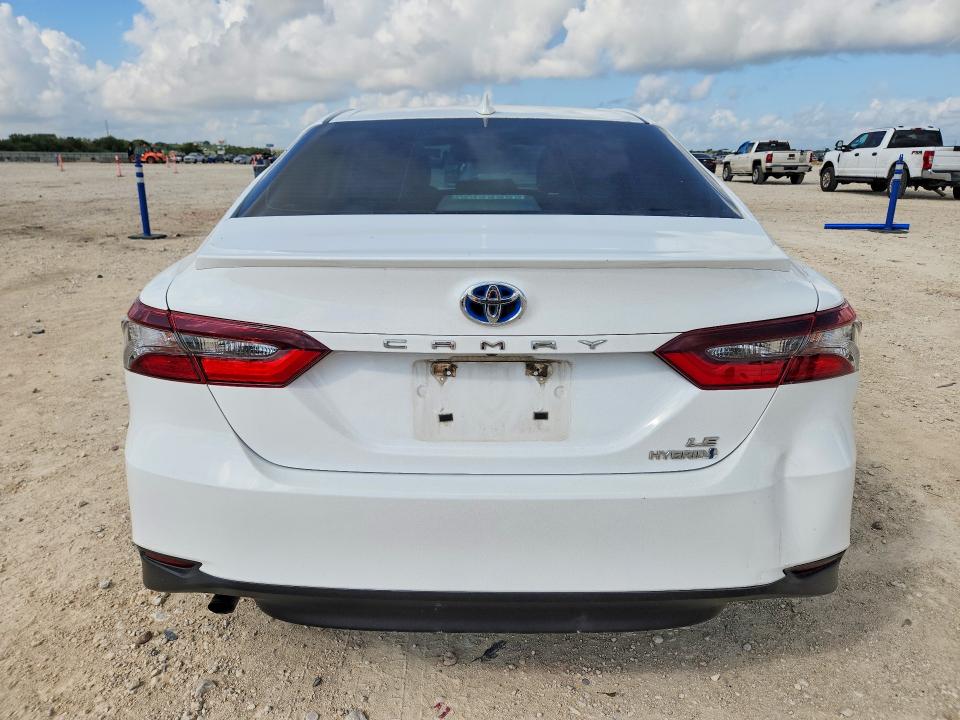63943316 :رقم المزاد ، 4T1C31AK7NU574231 vin ، 2022 Toyota Camry مزاد بيع
