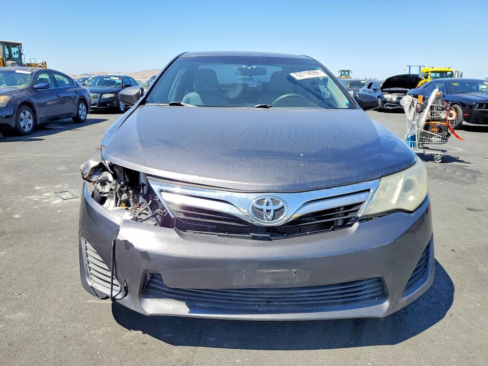 Aukcja sprzedaży 2014 Toyota Camry, vin: 4T4BF1FK2ER391742, numer aukcji: 62714056