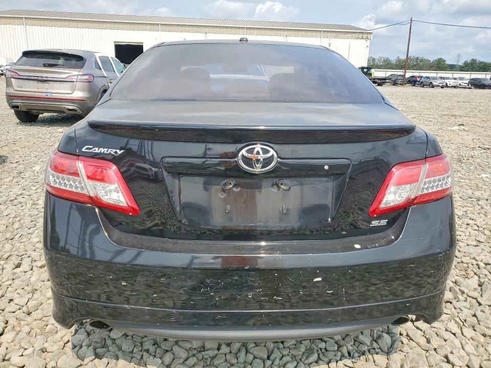 64530546 :رقم المزاد ، 4T1BF3EK5AU014047 vin ، 2010 Toyota Camry مزاد بيع