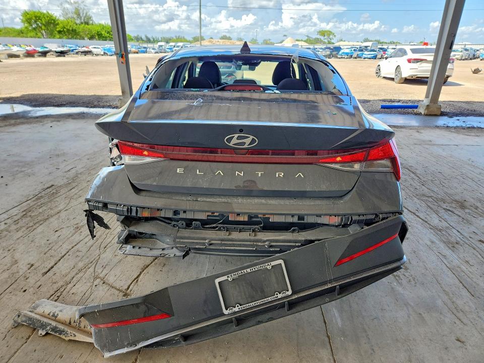 2024 Hyundai Elantra მანქანა იყიდება აუქციონზე, vin: KMHLL4DG6RU775648, აუქციონის ნომერი: 67156266