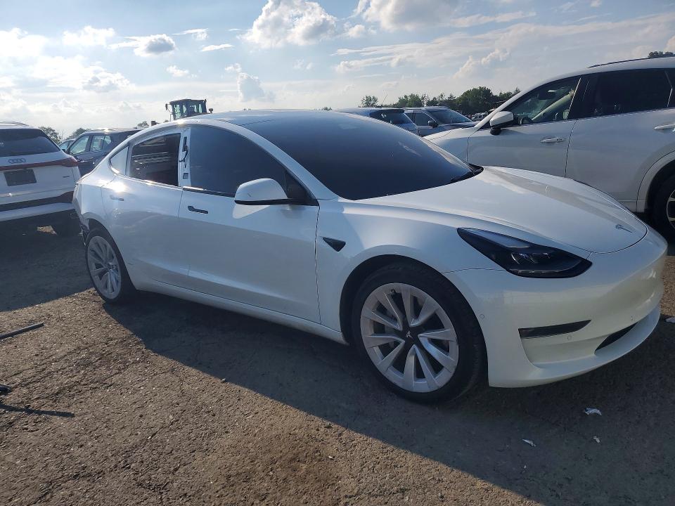 2022 Tesla Model 3 მანქანა იყიდება აუქციონზე, vin: 5YJ3E1EA9NF238704, აუქციონის ნომერი: 64091066