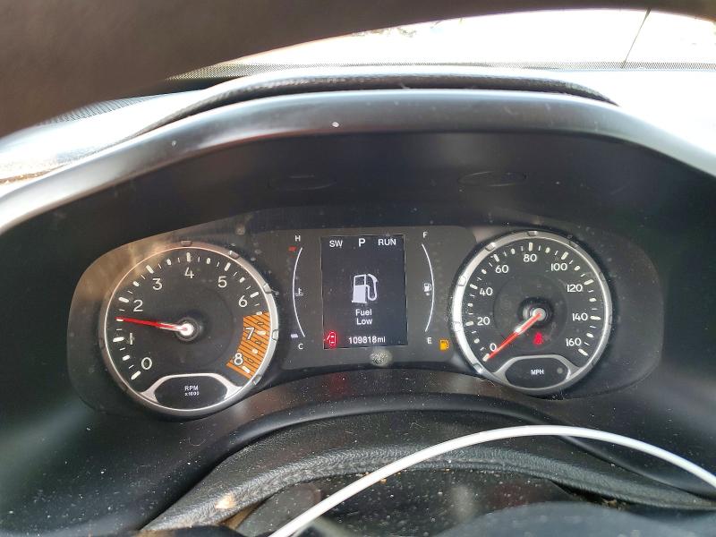 2020 Jeep Renegade მანქანა იყიდება აუქციონზე, vin: ZACNJBAB7LPL09281, აუქციონის ნომერი: 64803936