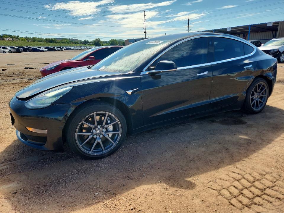 66447806 :رقم المزاد ، 5YJ3E1EA9KF305460 vin ، 2019 Tesla Model 3 مزاد بيع