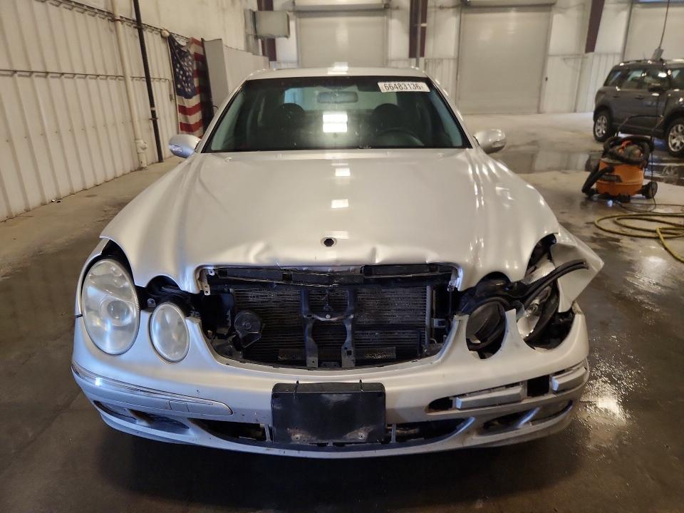 66483136 :رقم المزاد ، WDBUF83J65X169486 vin ، 2005 Mercedes-benz E مزاد بيع