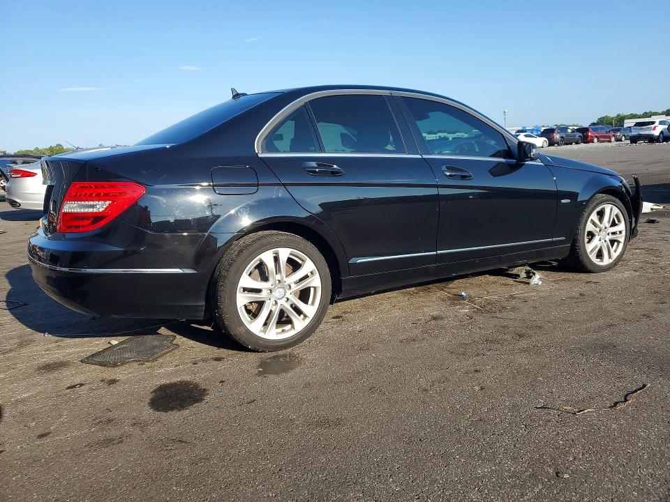 Продажа на аукционе авто 2012 Mercedes-benz C, vin: WDDGF4HB7CA623579, номер лота: 65579066