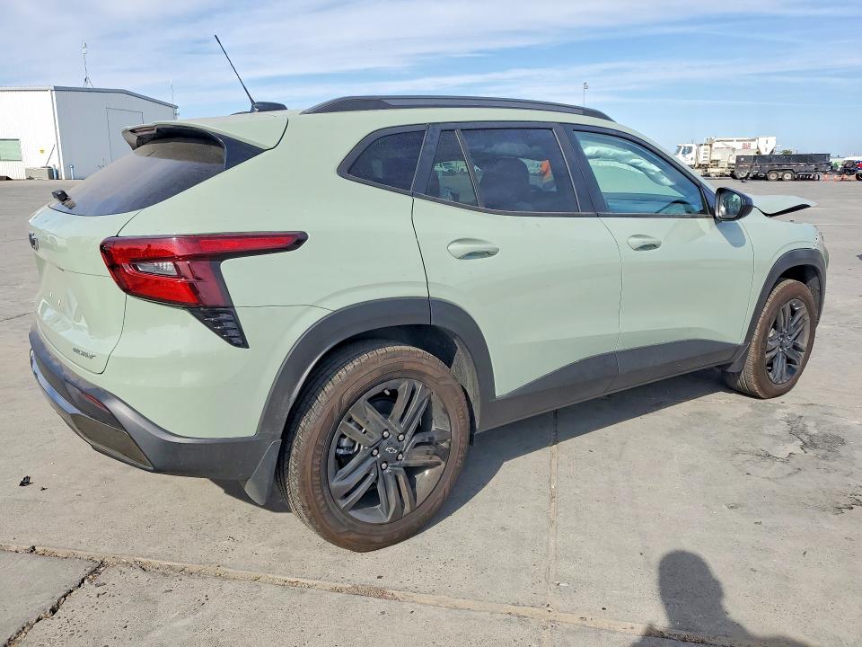 64676426 :رقم المزاد ، KL77LKEP5SC315785 vin ، 2025 Chevrolet Trax مزاد بيع