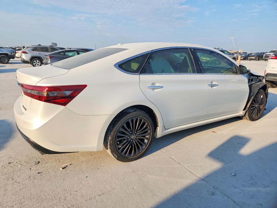 62654076 :رقم المزاد ، 4T1BK1EB5GU242591 vin ، 2016 Toyota Avalon مزاد بيع