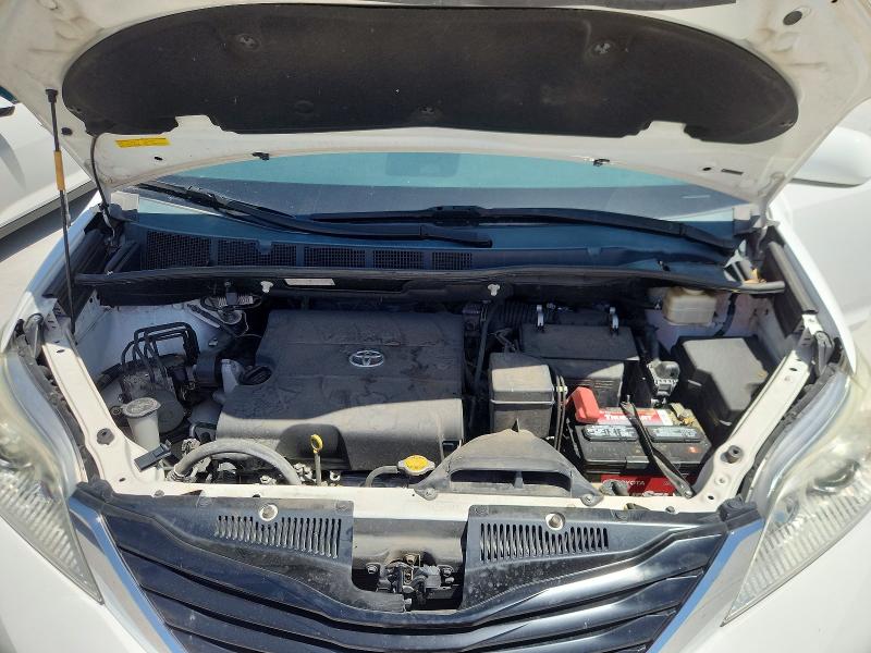 Продажа на аукционе авто 2014 Toyota Sienna, vin: 5TDKK3DC9ES526088, номер лота: 65273636