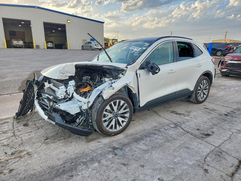 2022 Ford Escape მანქანა იყიდება აუქციონზე, vin: 1FMCU9J91NUC00397, აუქციონის ნომერი: 65362146
