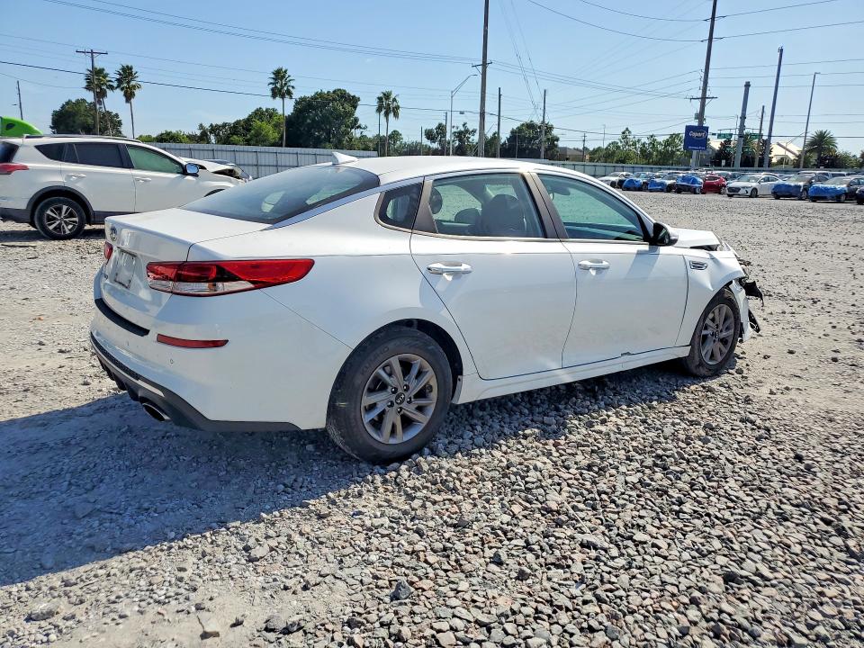 65093976 :رقم المزاد ، 5XXGT4L32LG427752 vin ، 2020 Kia Optima مزاد بيع