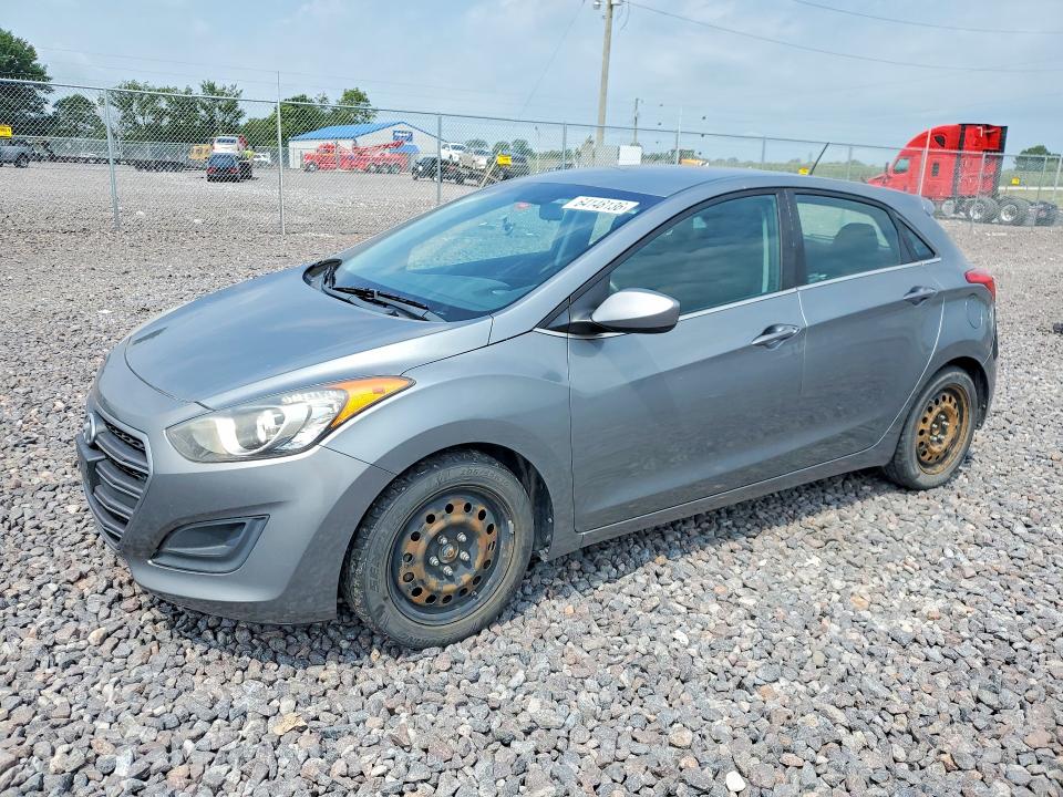 Auction sale of the 2017 Hyundai Elantra Gt, vin: KMHD35LH0HU352728, lot number: 64148136