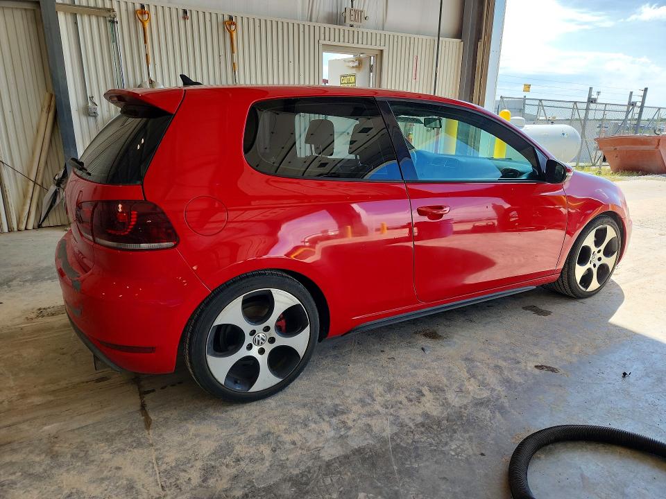 65450906 :رقم المزاد ، WVWEV7AJ8BW232613 vin ، 2011 Volkswagen Gti مزاد بيع