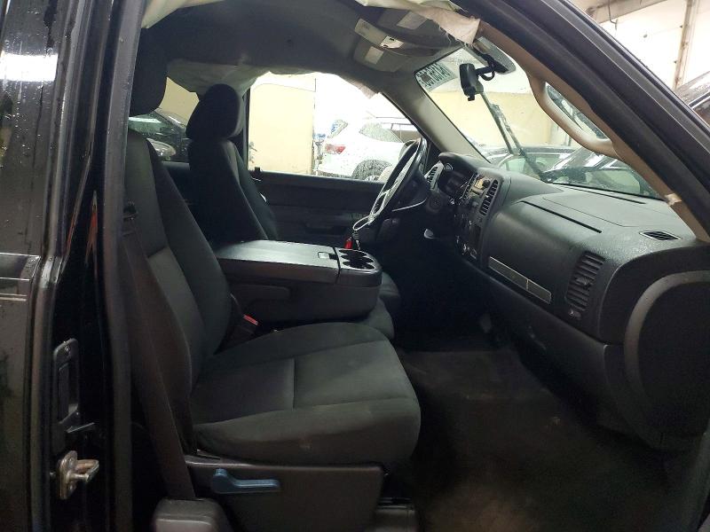 64156166 :رقم المزاد ، 1GCRKSE72DZ321428 vin ، 2013 Chevrolet Silverado مزاد بيع