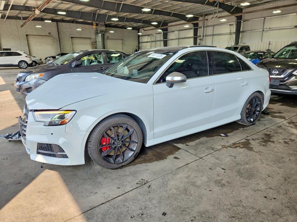 2018 Audi S3 მანქანა იყიდება აუქციონზე, vin: WAUB1GFF3J1007737, აუქციონის ნომერი: 64071236