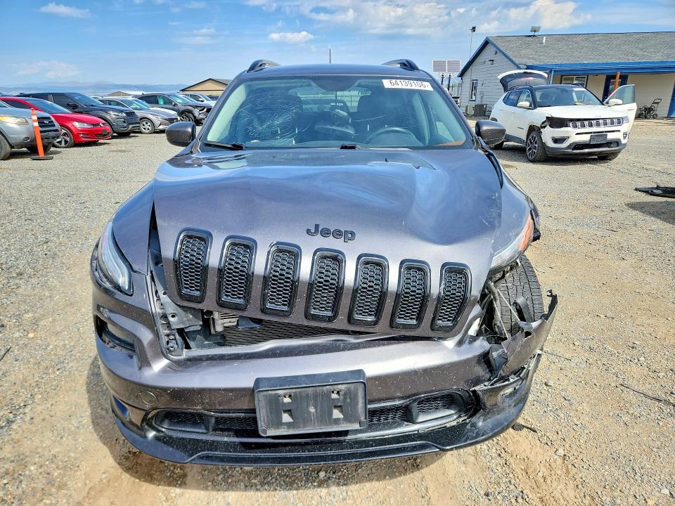 64139106 :رقم المزاد ، 1C4PJMCX6JD602617 vin ، 2018 Jeep Cherokee مزاد بيع