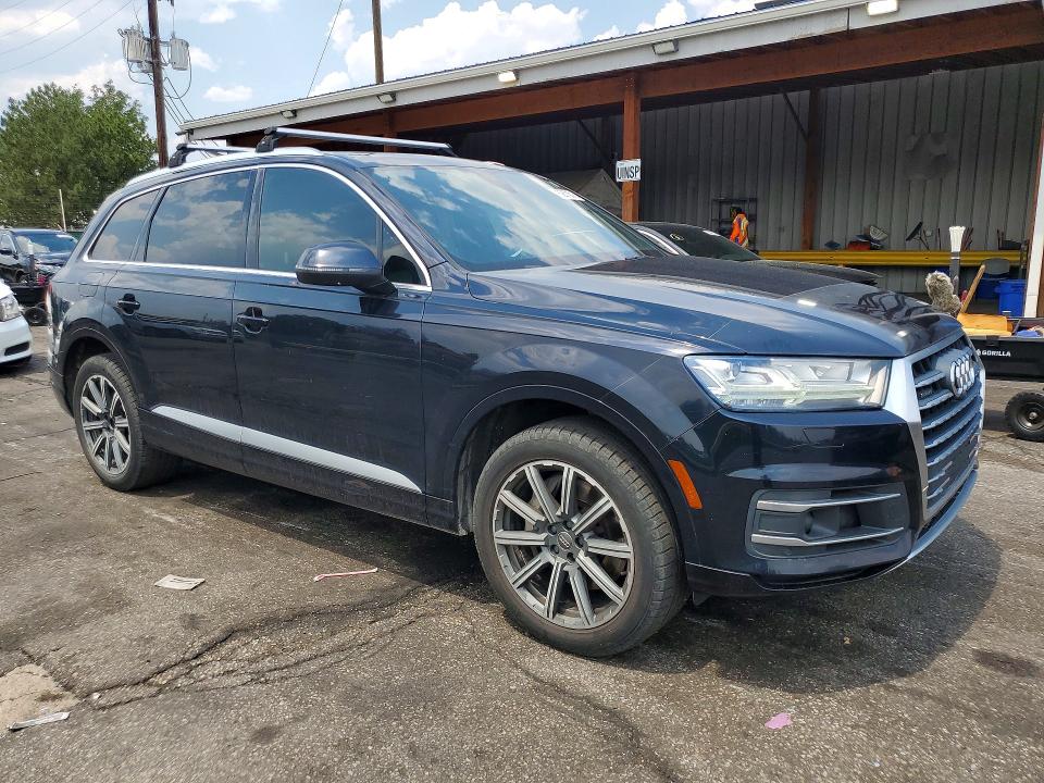 2017 Audi Q7 მანქანა იყიდება აუქციონზე, vin: WA1VAAF76HD033886, აუქციონის ნომერი: 62673016